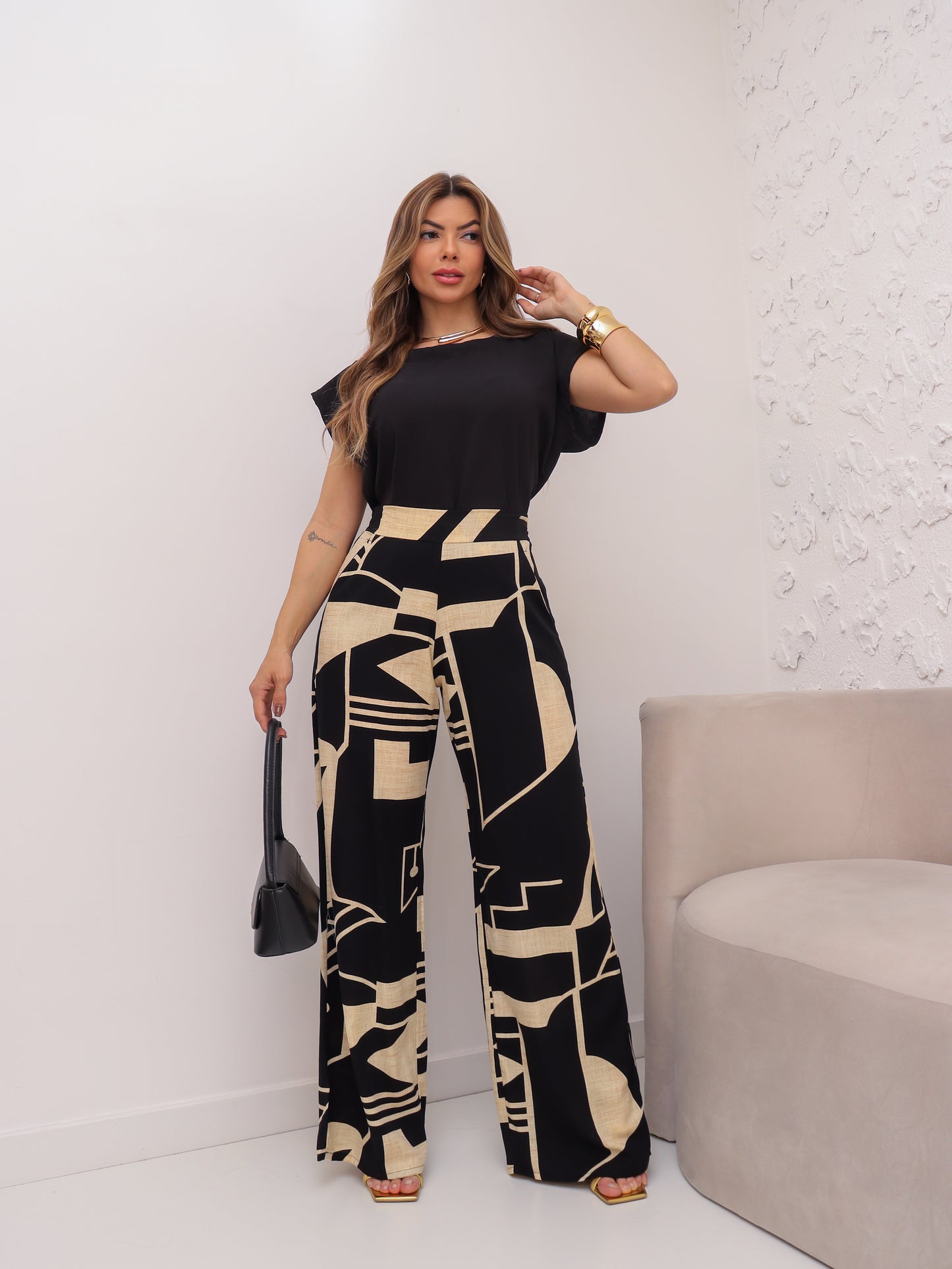 Conjunto Cléo Calça Estampada + Blusa