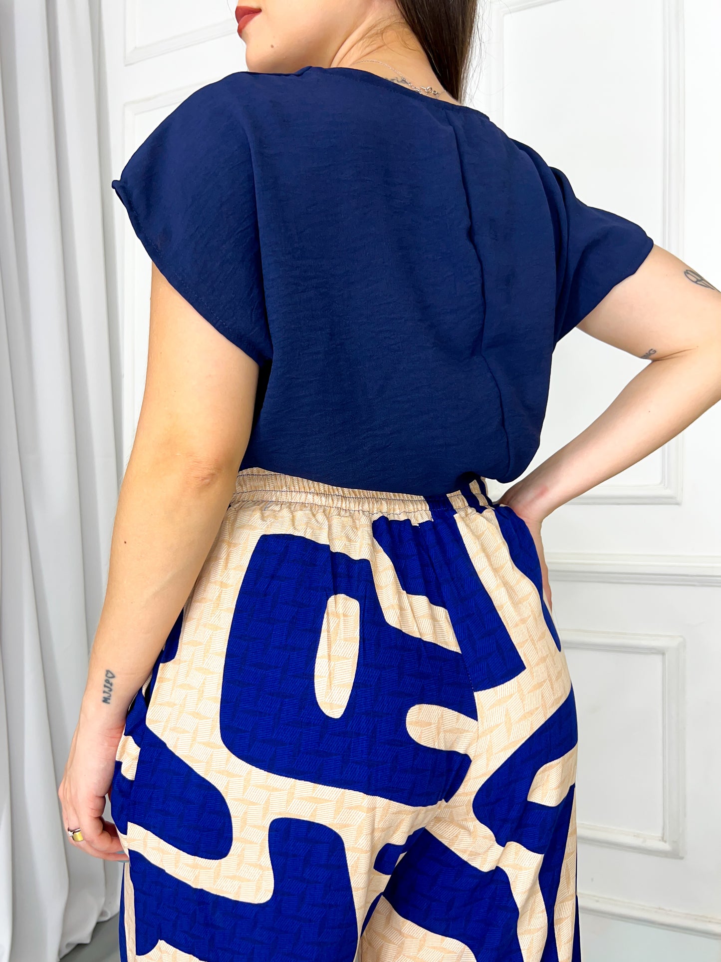 Conjunto Cléo Calça Estampada + Blusa