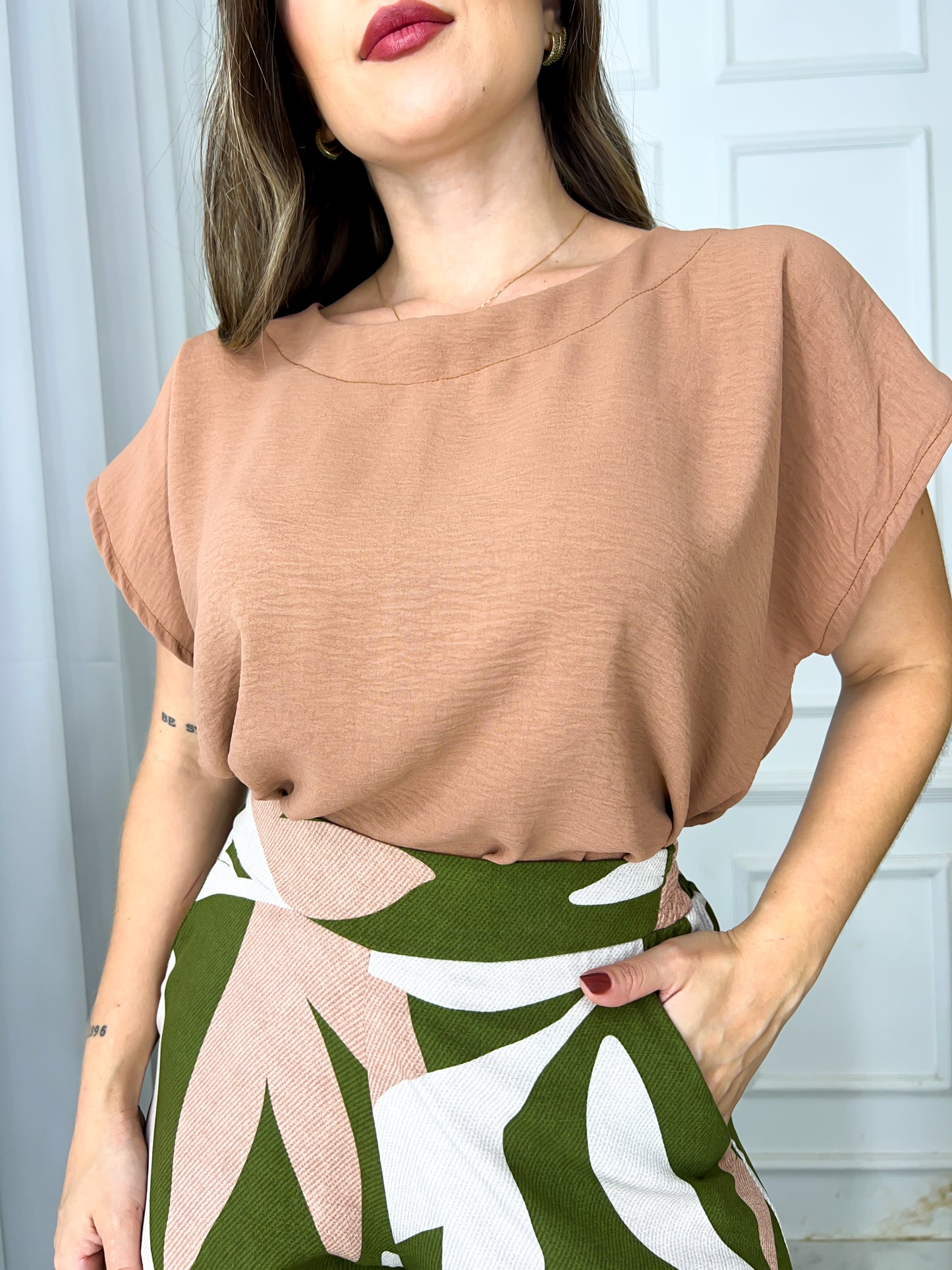 Conjunto Cléo Calça Estampada + Blusa