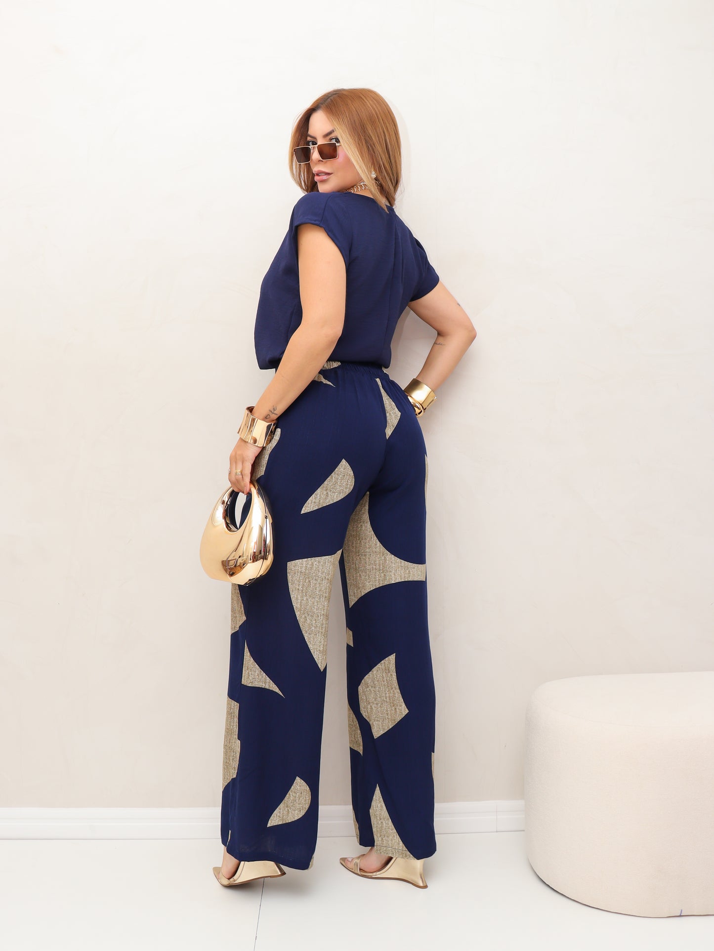 Conjunto Cléo Calça Estampada + Blusa