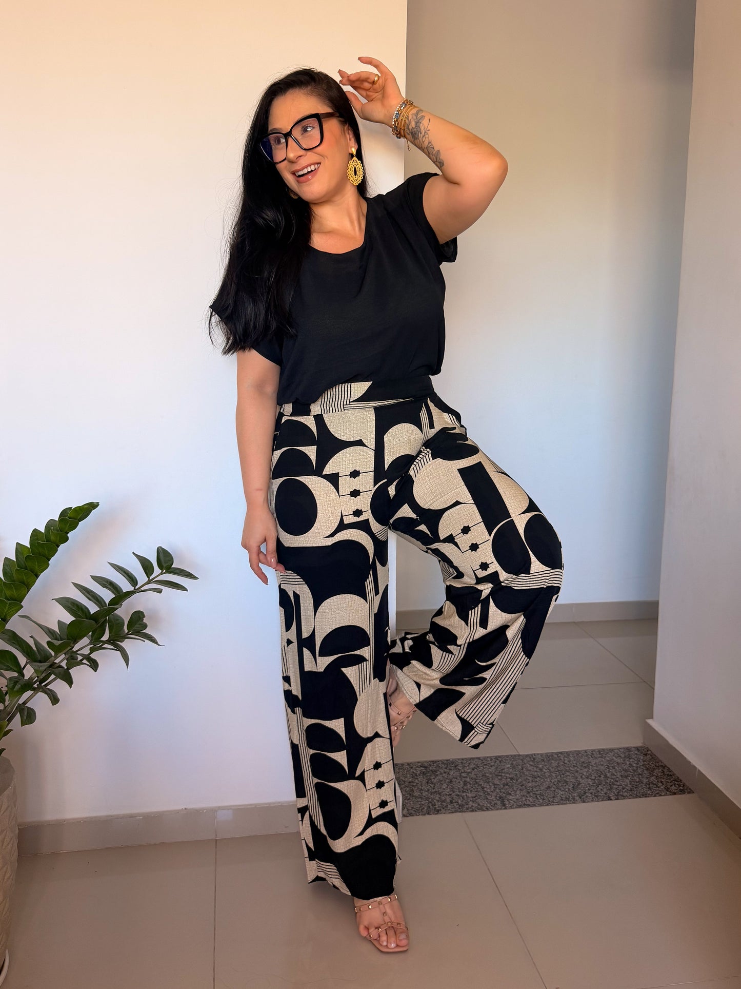 Conjunto Cléo Calça Estampada + Blusa